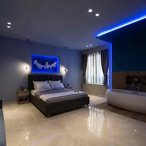 https://angel-deluxe-apartments-suites-thessaloniki.hotels-of-thessaloniki.com
